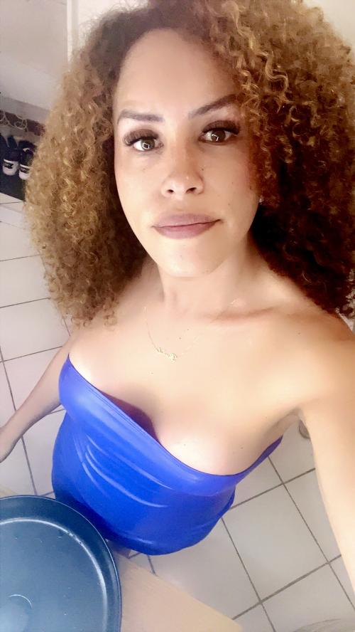 VICTORIA HERRERA