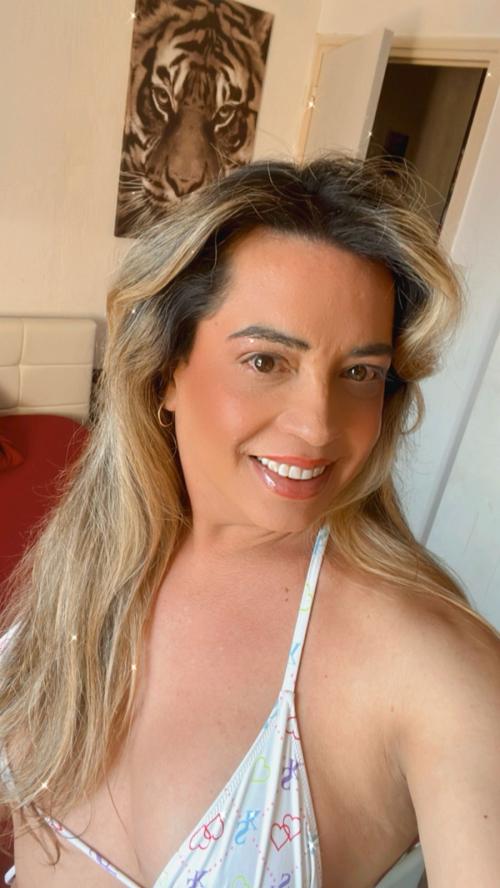 0767504039⭐⭐⭐⭐⭐  trans  Belle jeune trans a sur Appartement prive bien discret