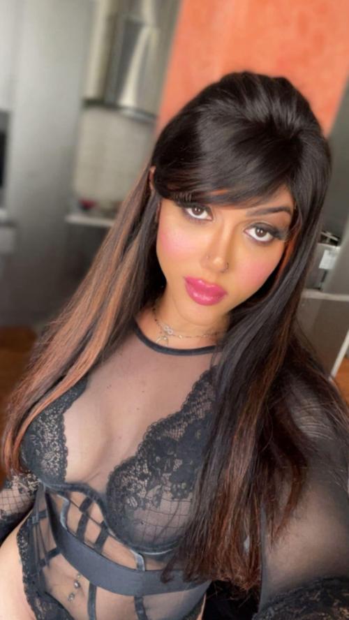 ✅ Je suis à Nîmes - centre ville Et Discret / Parking Devant ⭐ Poupée de Luxe ☎️ 07 72 04 72 70 ⭐