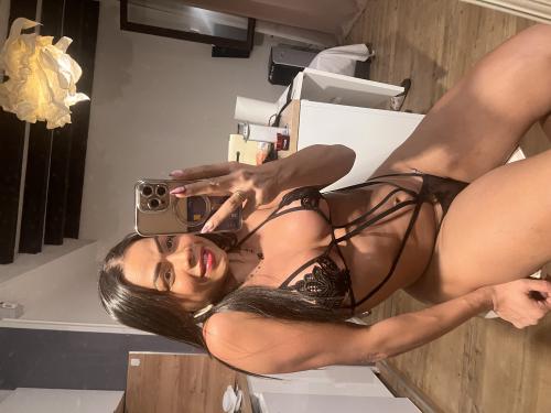 Paula Minaj