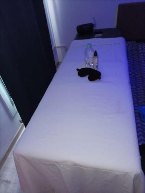 MASSEUSE_TRANSEX