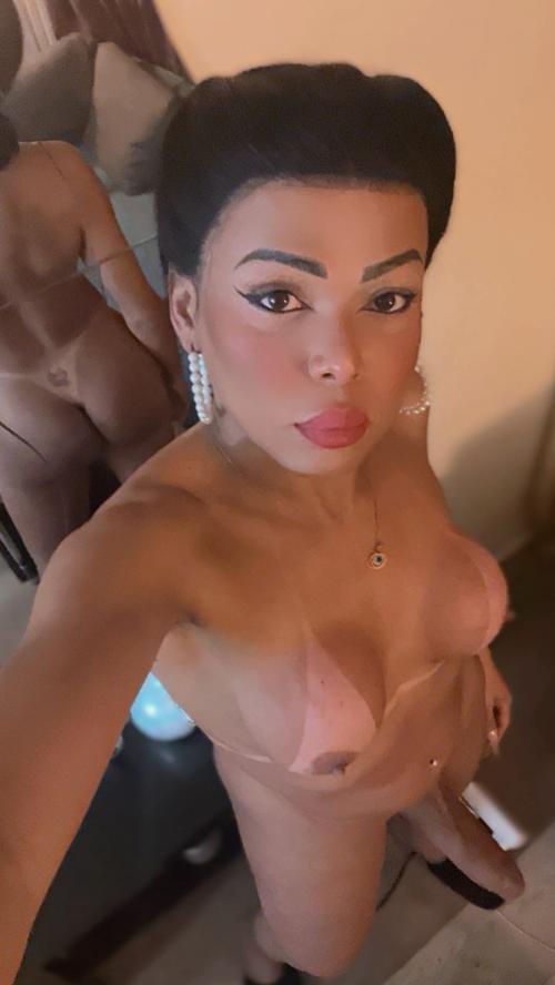 Paula Minaj
