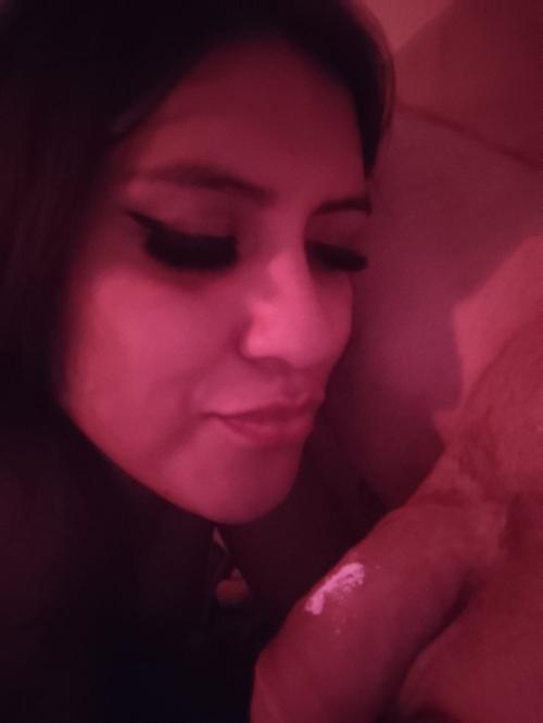 0759232041 Bonjour à tous  je m'appelle KASANDRA PARTY XL Je suis une jeune Latina  de 25 ans de passage dans votre ville pour la première fois ici APARTEMENT  PRIVE ET DISCRET  AVEC PARKING