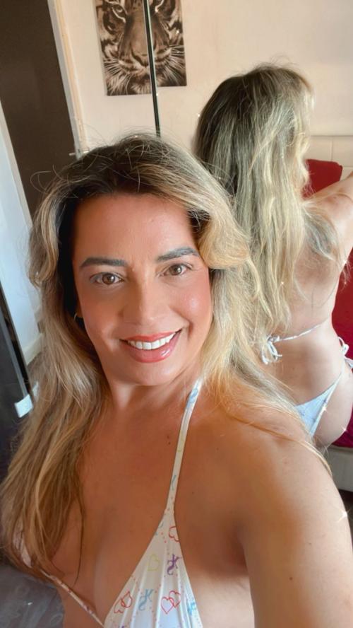 0767504039⭐⭐⭐⭐⭐  trans  Belle jeune trans a sur Appartement prive bien discret