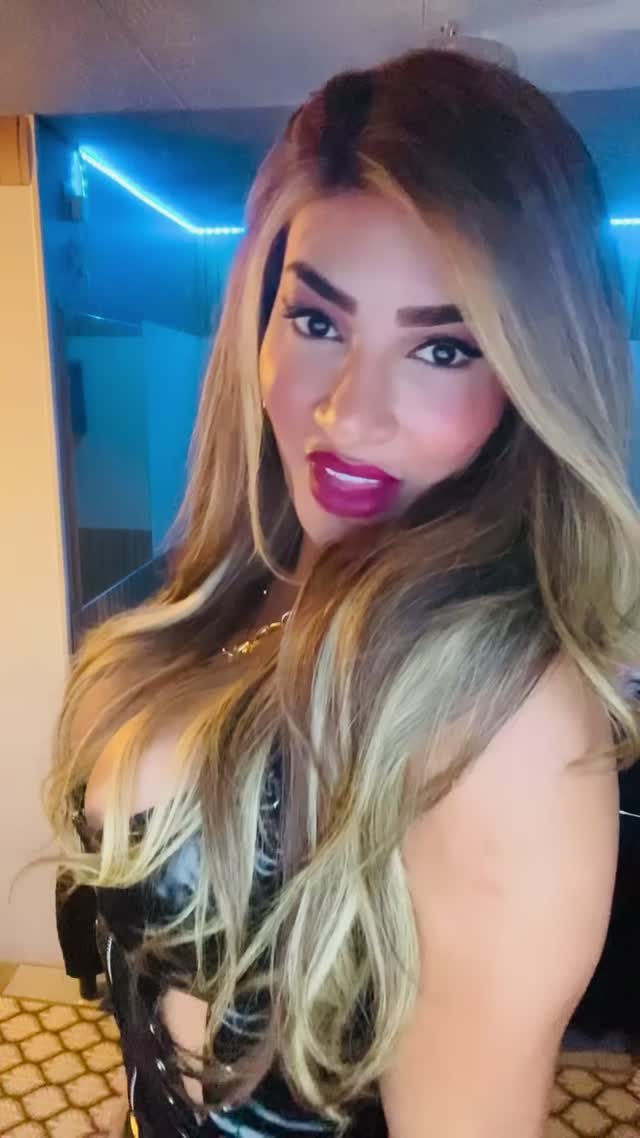 Bella Top Sexe Chaud